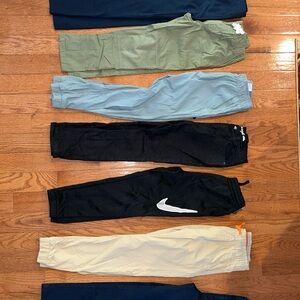7 Pair Of Boys Pants Size 10-12 Cat Jack, Weather Vintage And Nike
